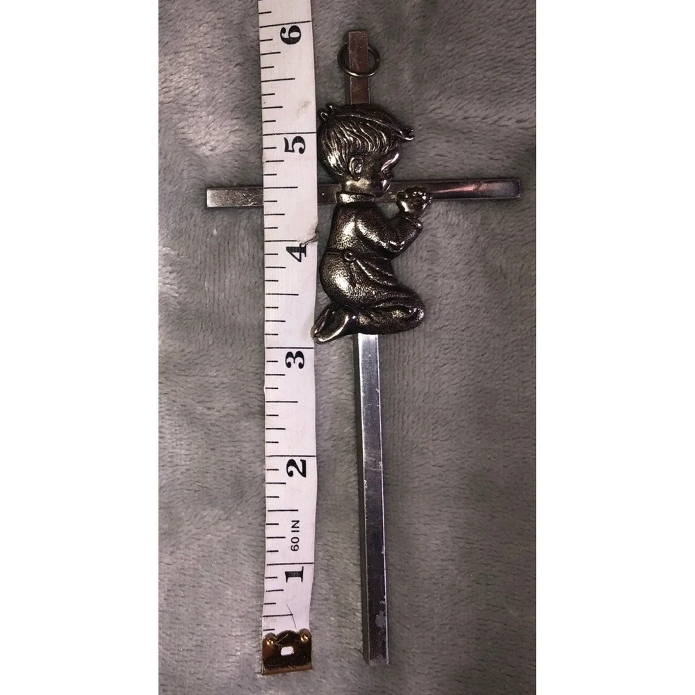 Childrens Hanging Nursery Wall Cross‎ w Praying Boy Silver Tone 6
